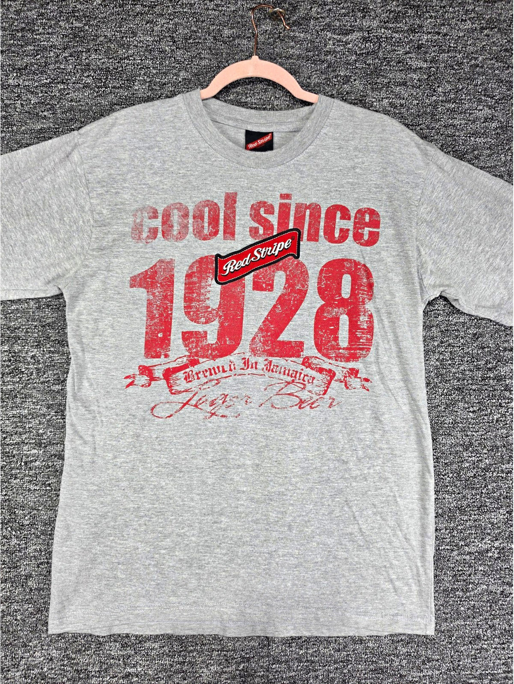 Red Stripe Jamaica Beer "Cool Since 1928" Gray Graphic T-Shirt Breweriana